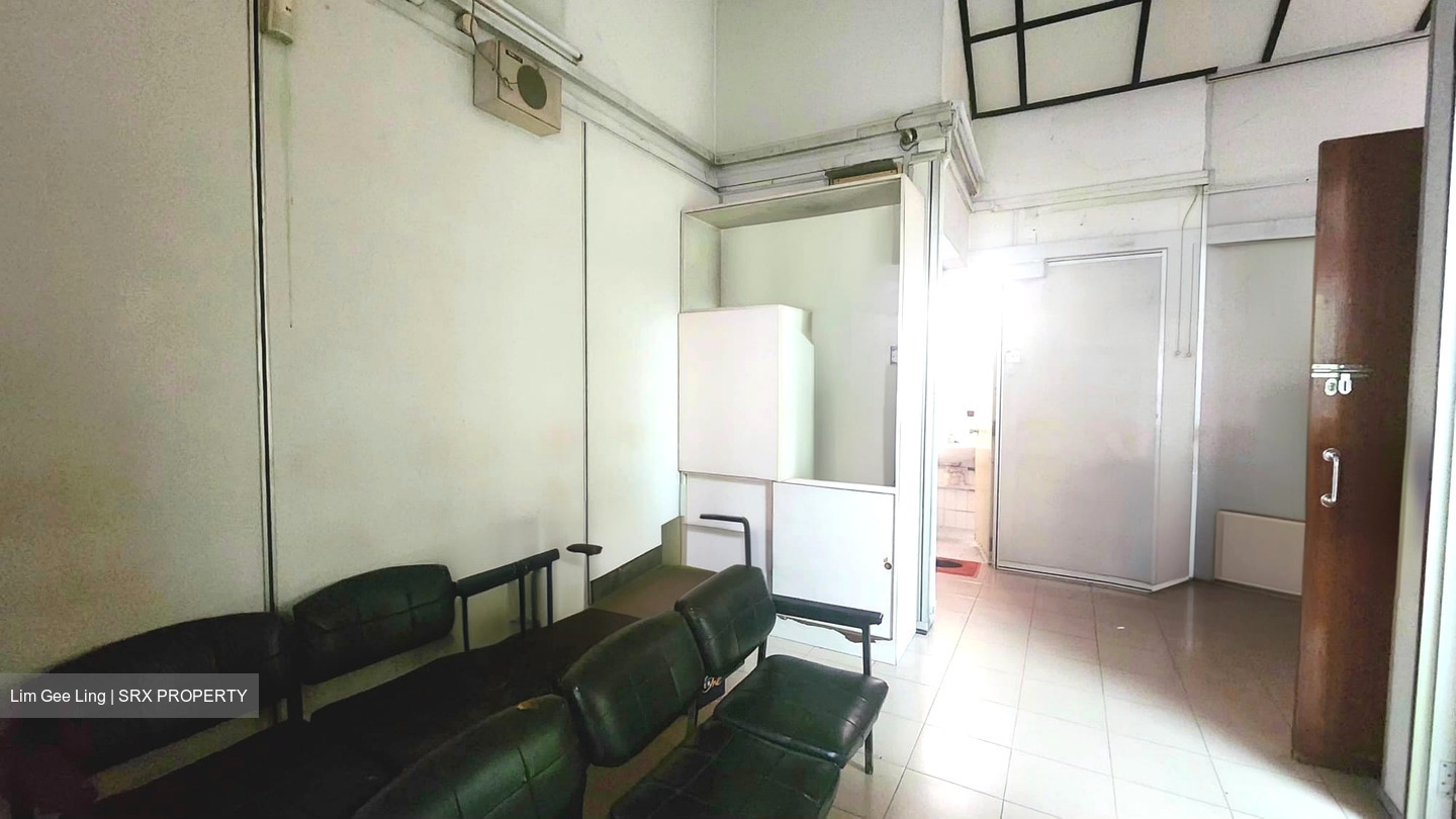 Jurong West Street 92 (D22), Shop House #546268461